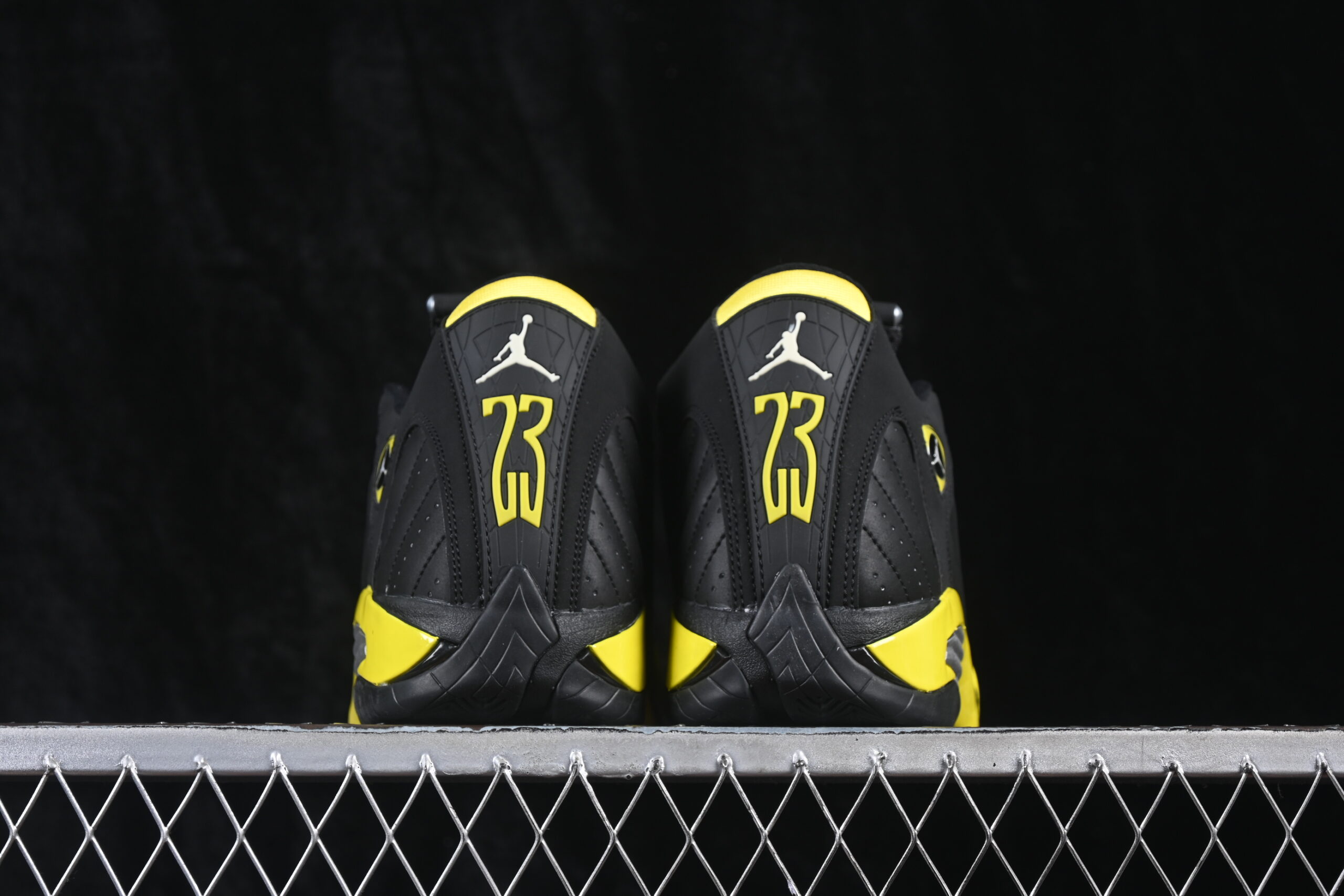 Air Jordan 14 Retro Thunder — изображение 4