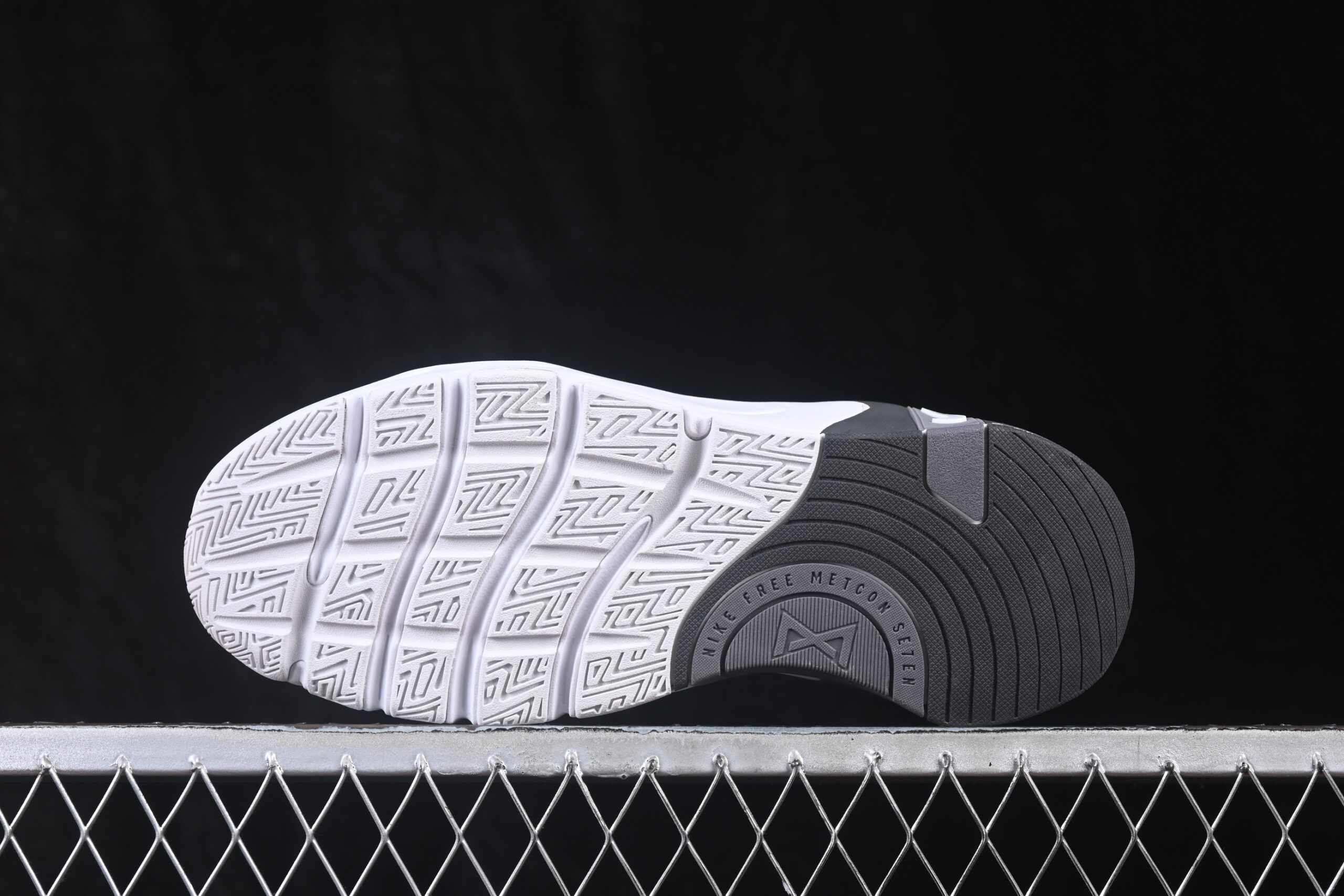 Nike Free Metcon 7 Gray — изображение 3