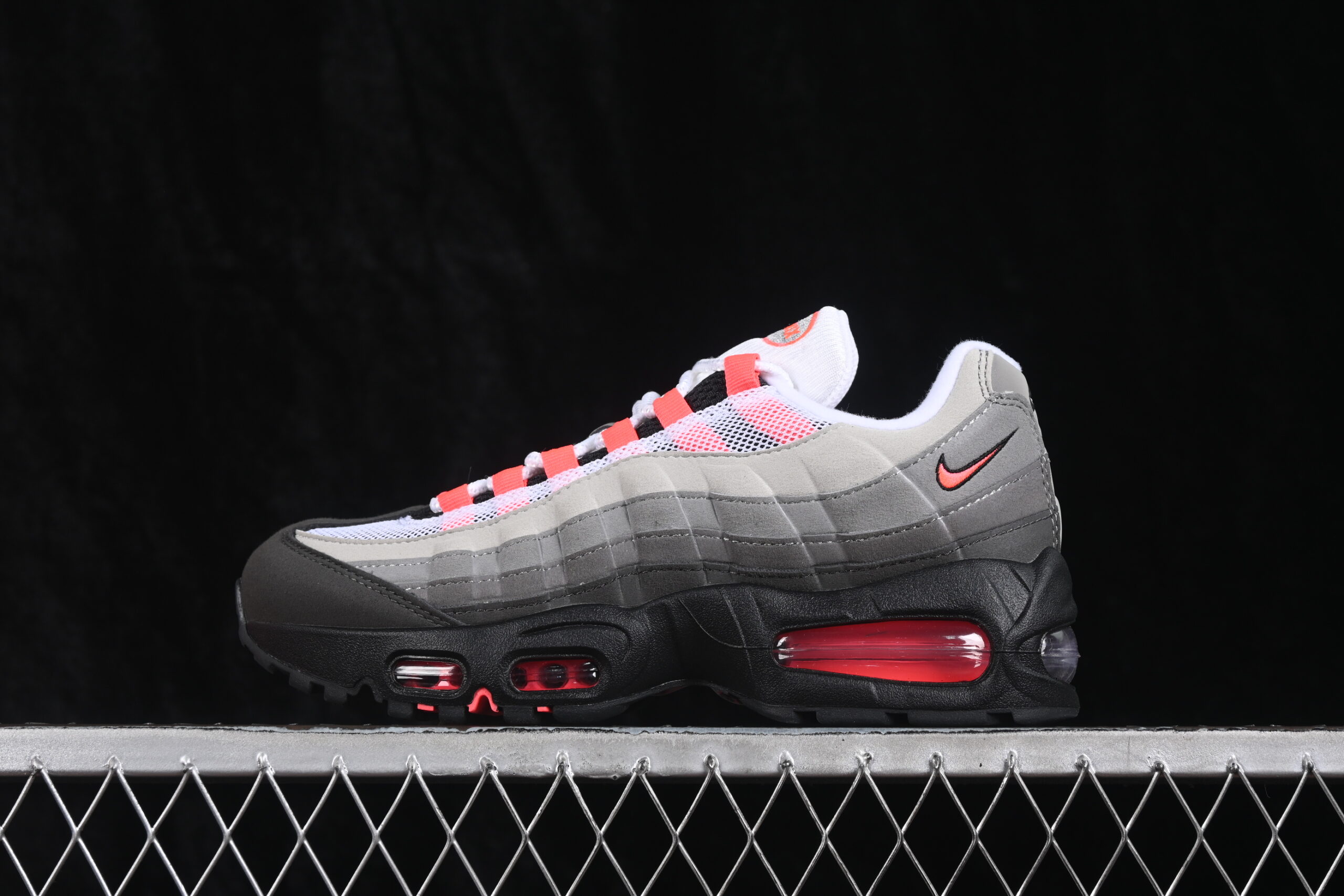 Nike Air Max 95 Big Bubble - Solar Red