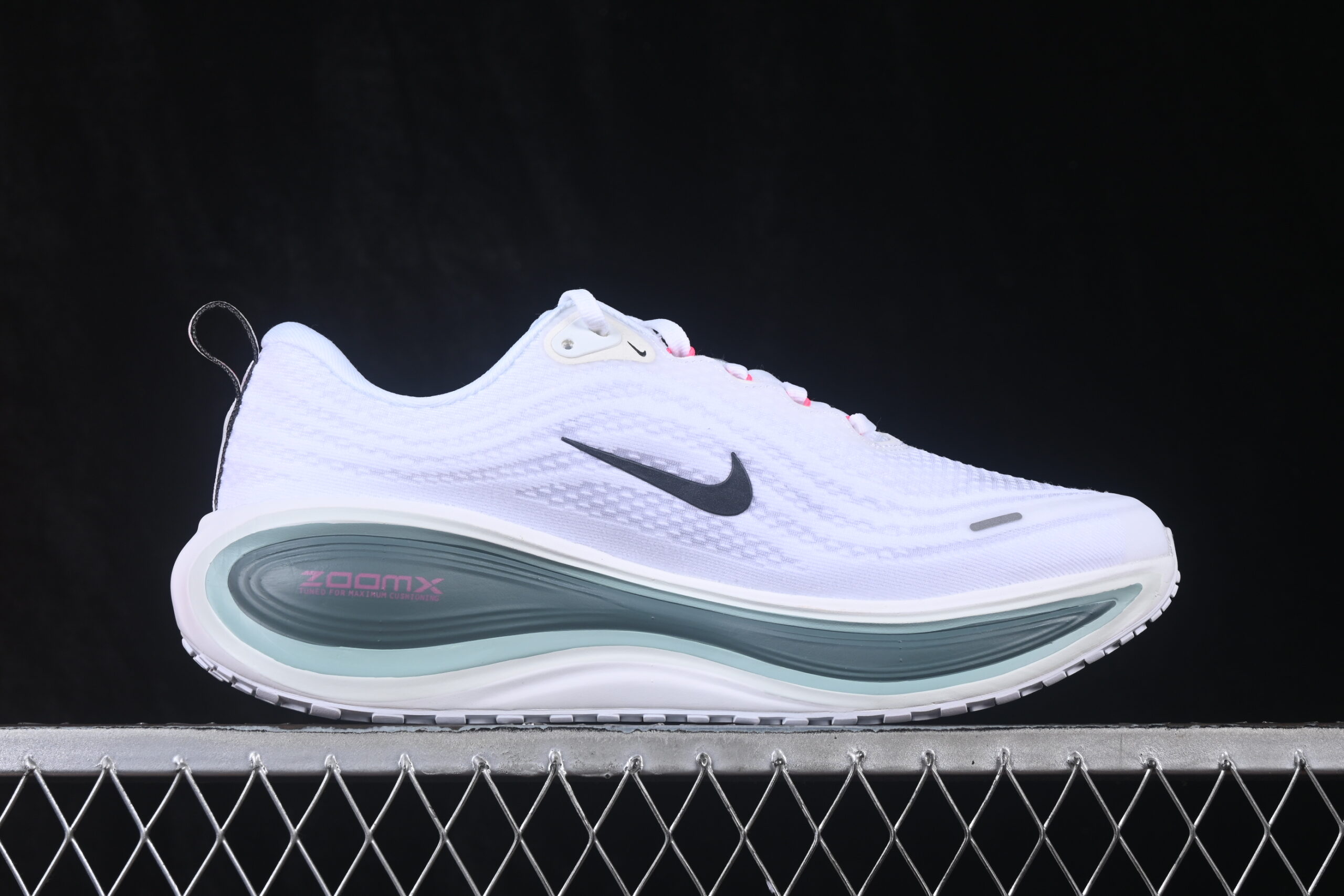 Nike Vomero Plus White — изображение 2