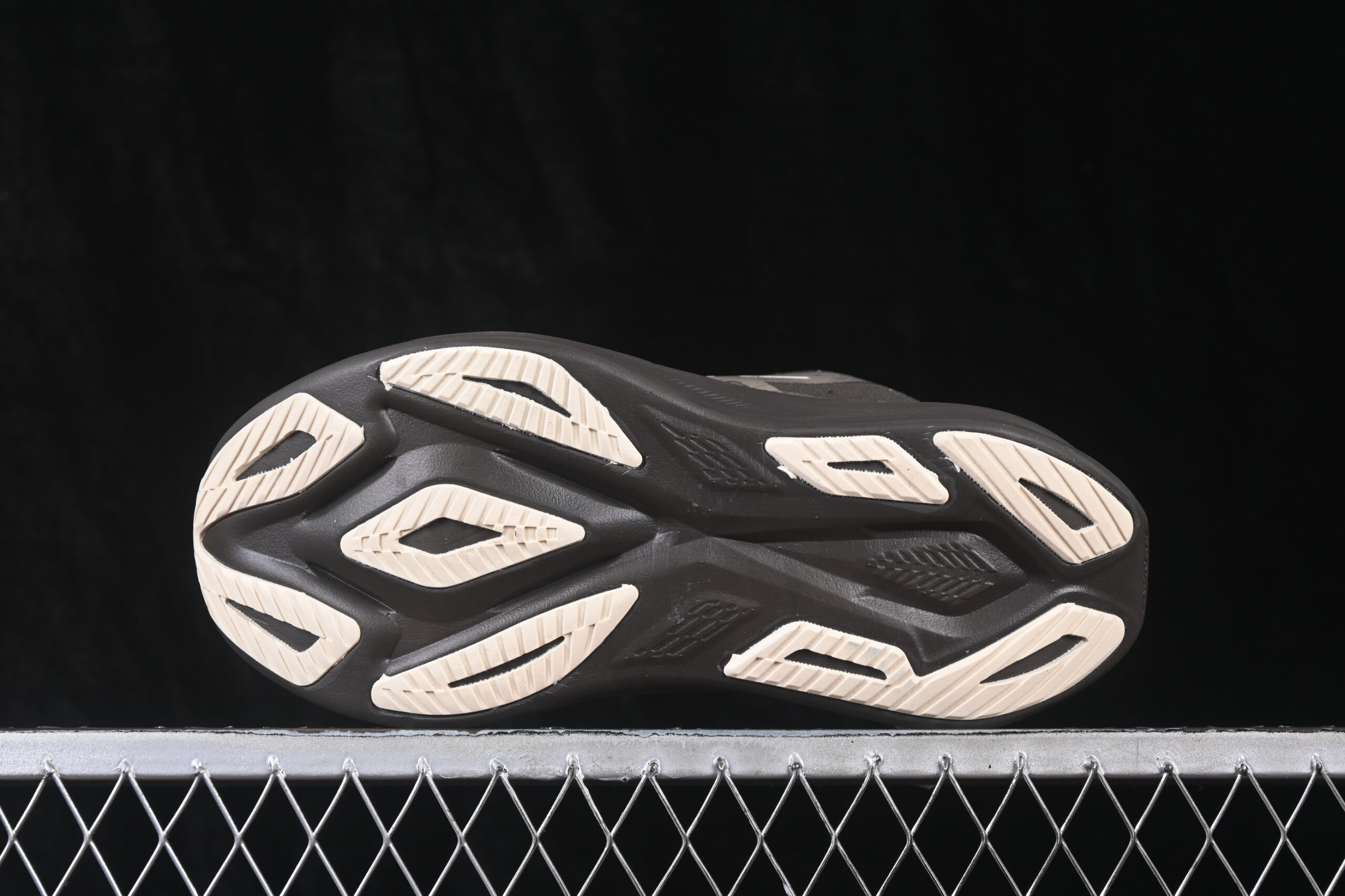 ASICS Superblast 3 Brown — изображение 4