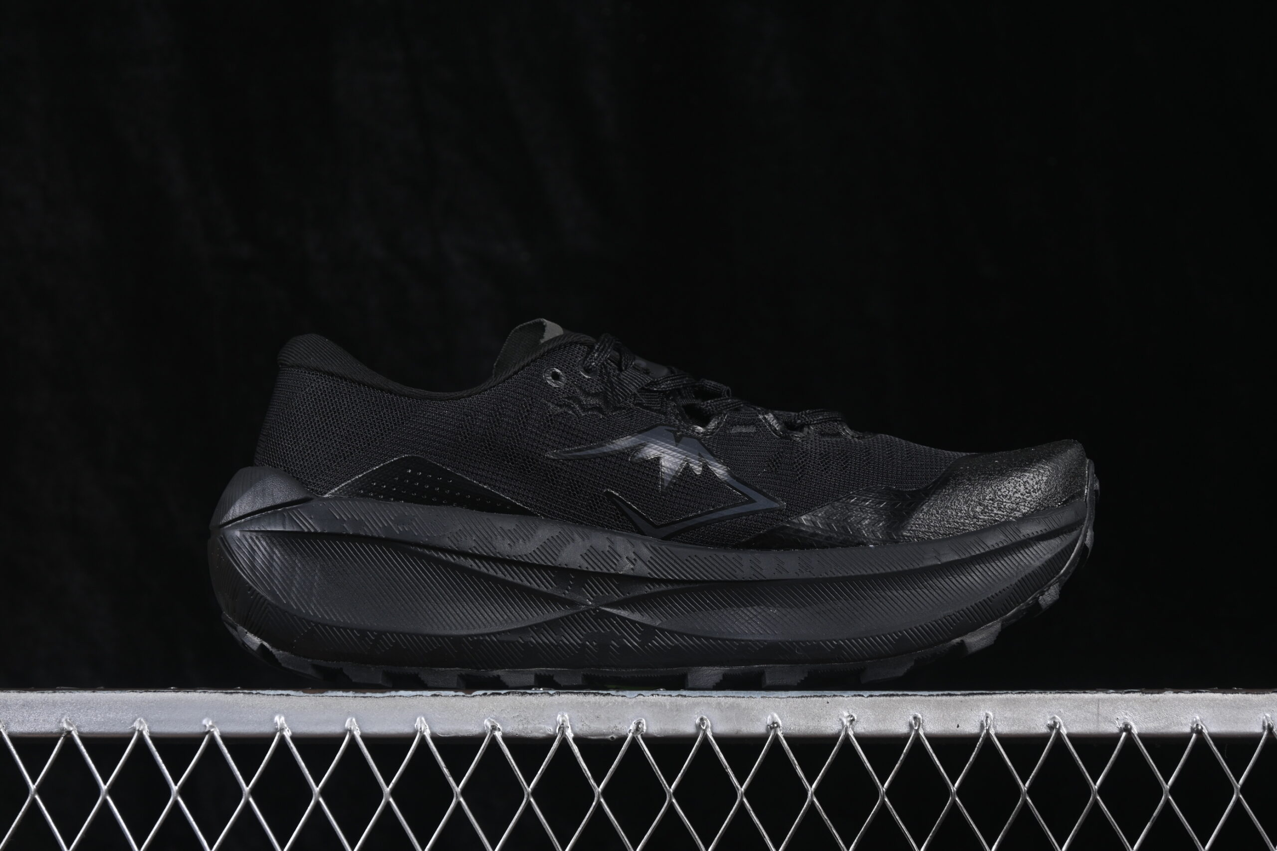 ASICS Trabuco Max 5 Black — изображение 2