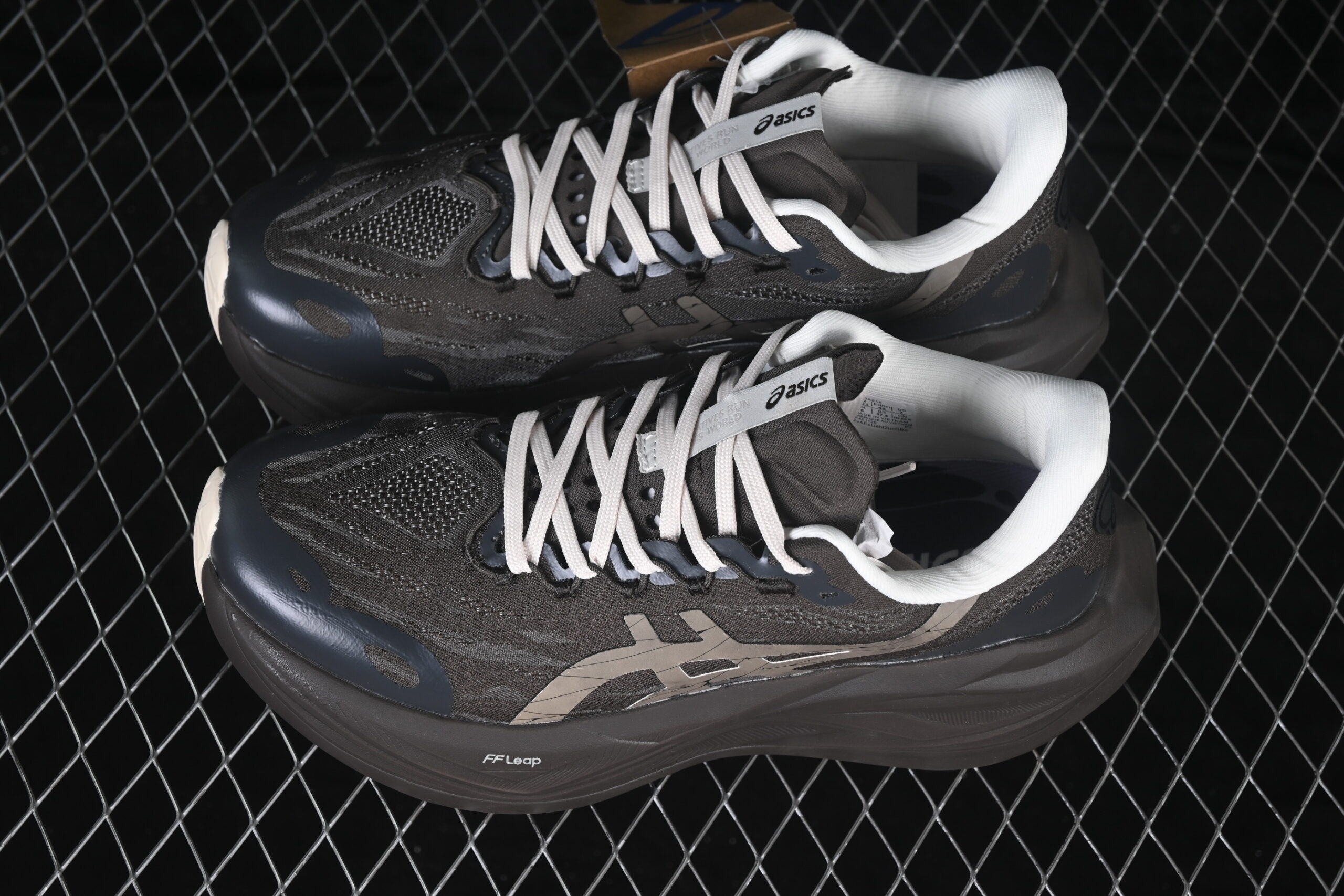 ASICS Superblast 3 Brown — изображение 5